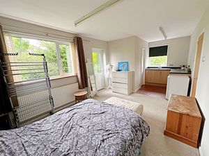 Bed Four 2- click for photo gallery